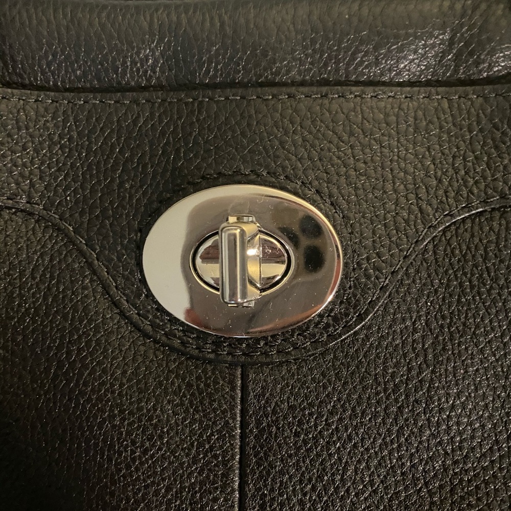 Coach Penelope Satchel - Picture 16 of 16